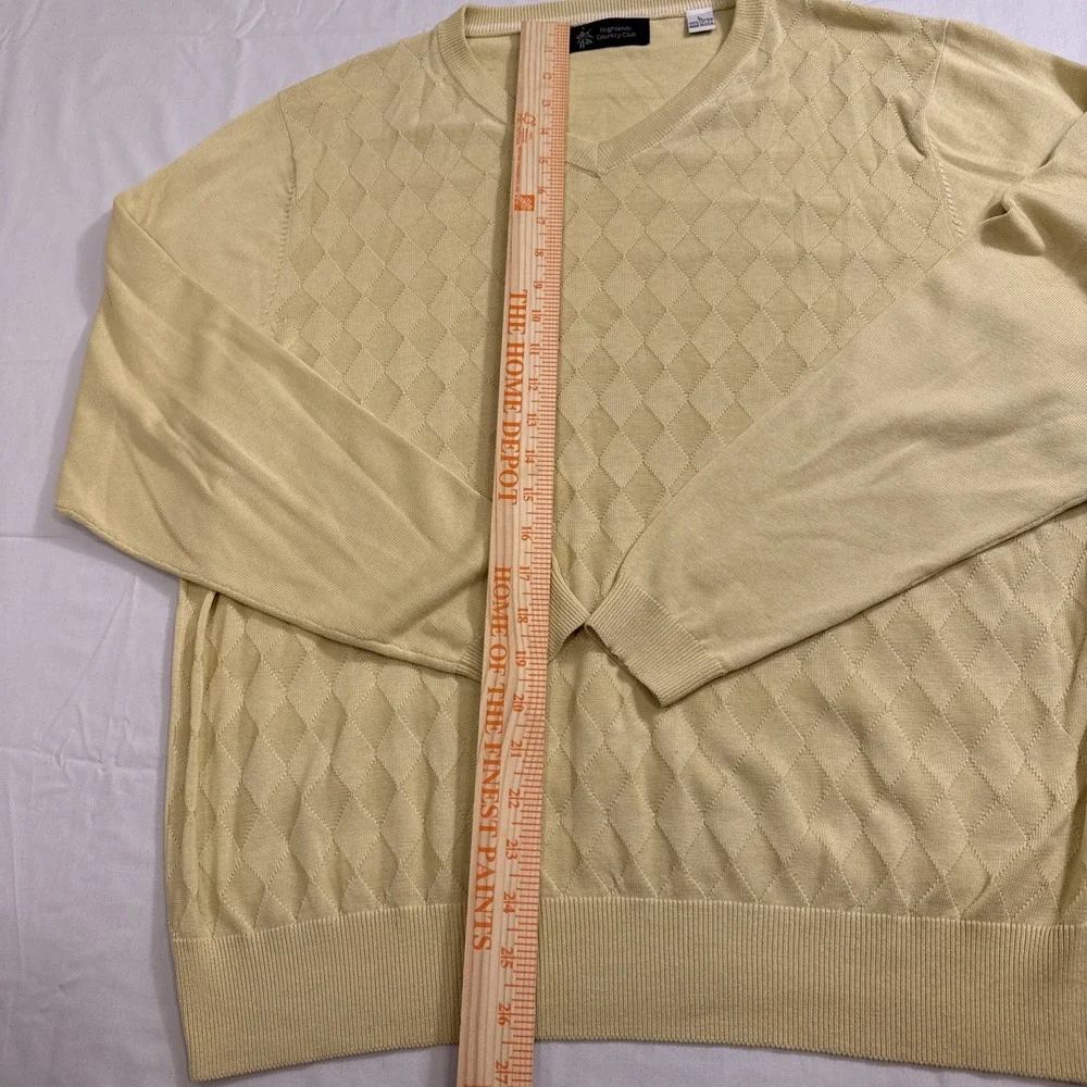 Golf Sweater MENS LARGE V-Neck PULLOVER YELLOW HIGHLANDS  VINTAGE